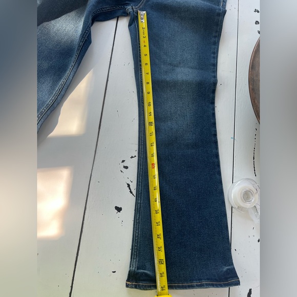 NWT Old Navy Higher High-Waisted Flare Jeans - Picture 5 of 11